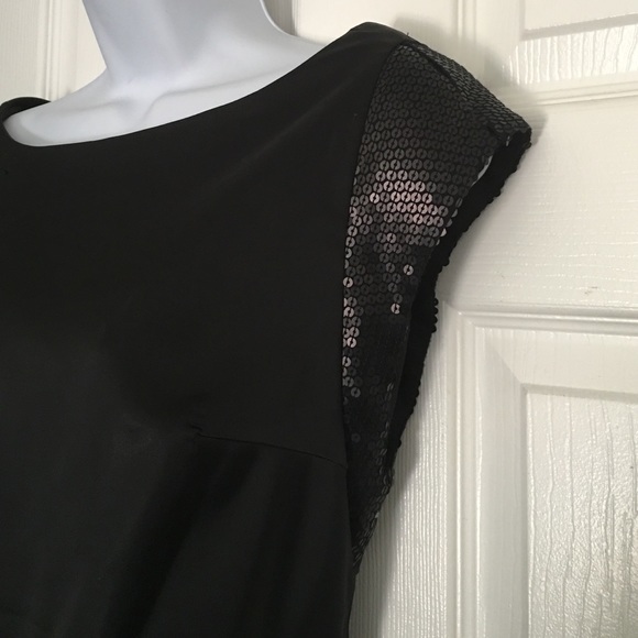 💋Satiny dress - Picture 2 of 2